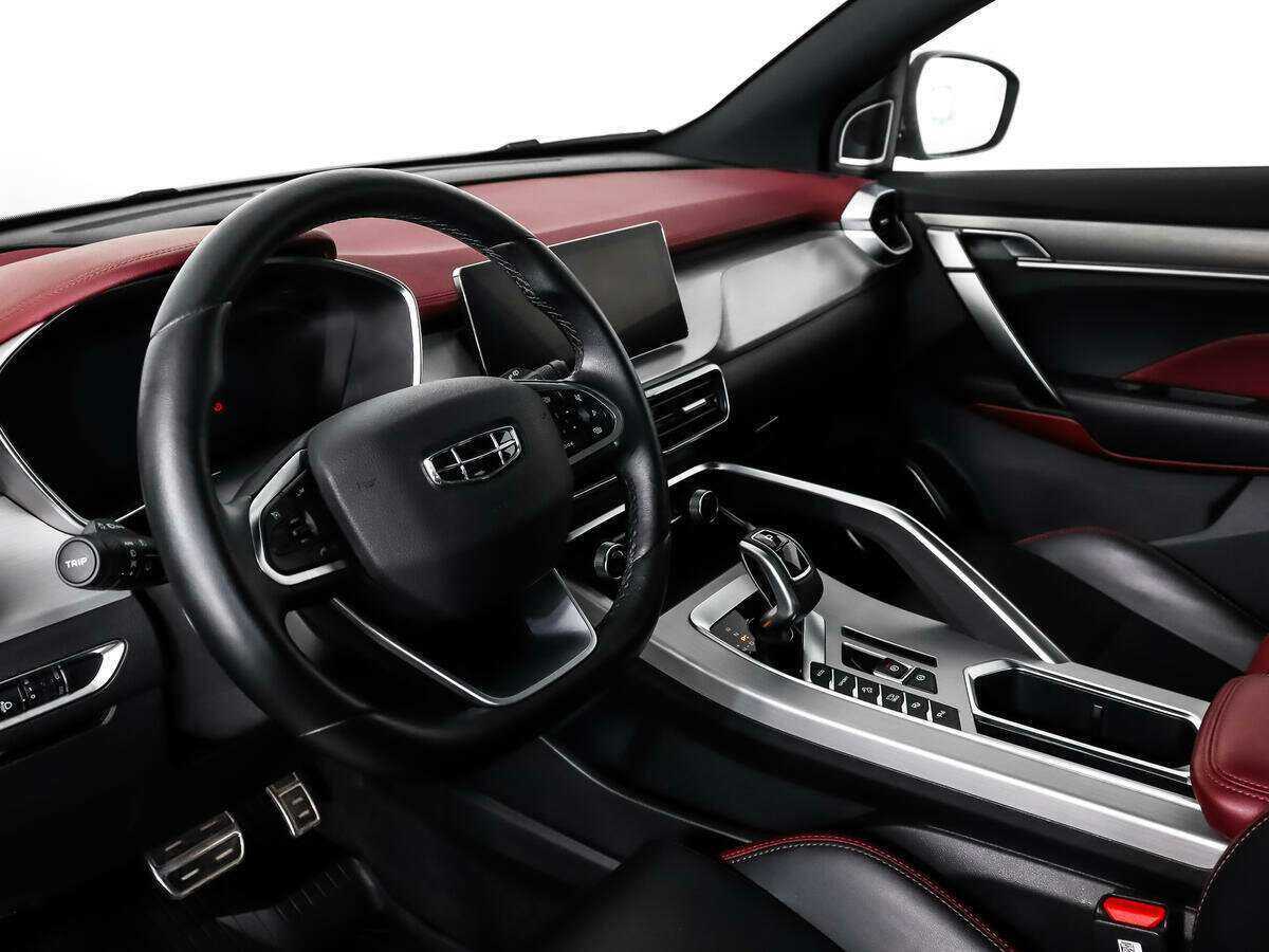 Geely Coolray, 2022 Фото №9