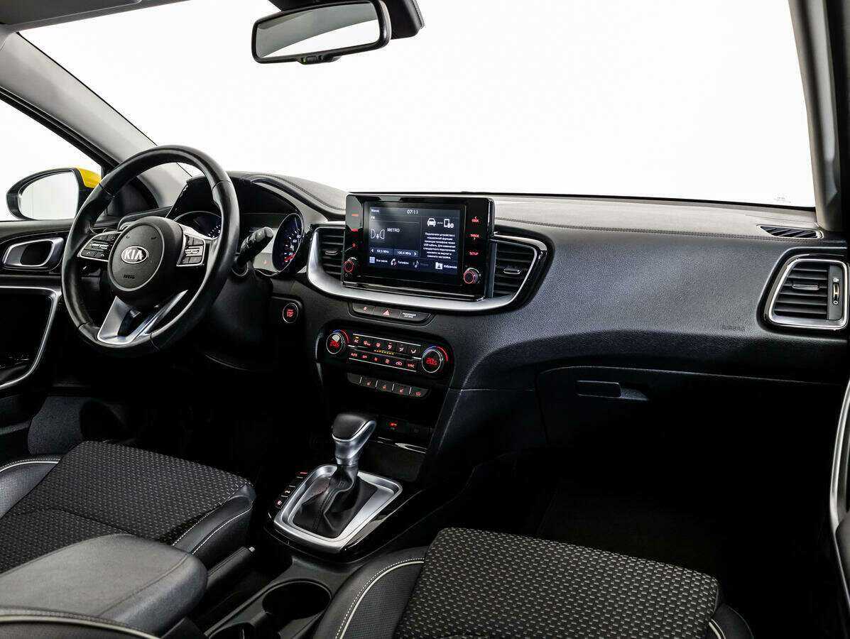 Kia XCeed, 2020 Фото №8