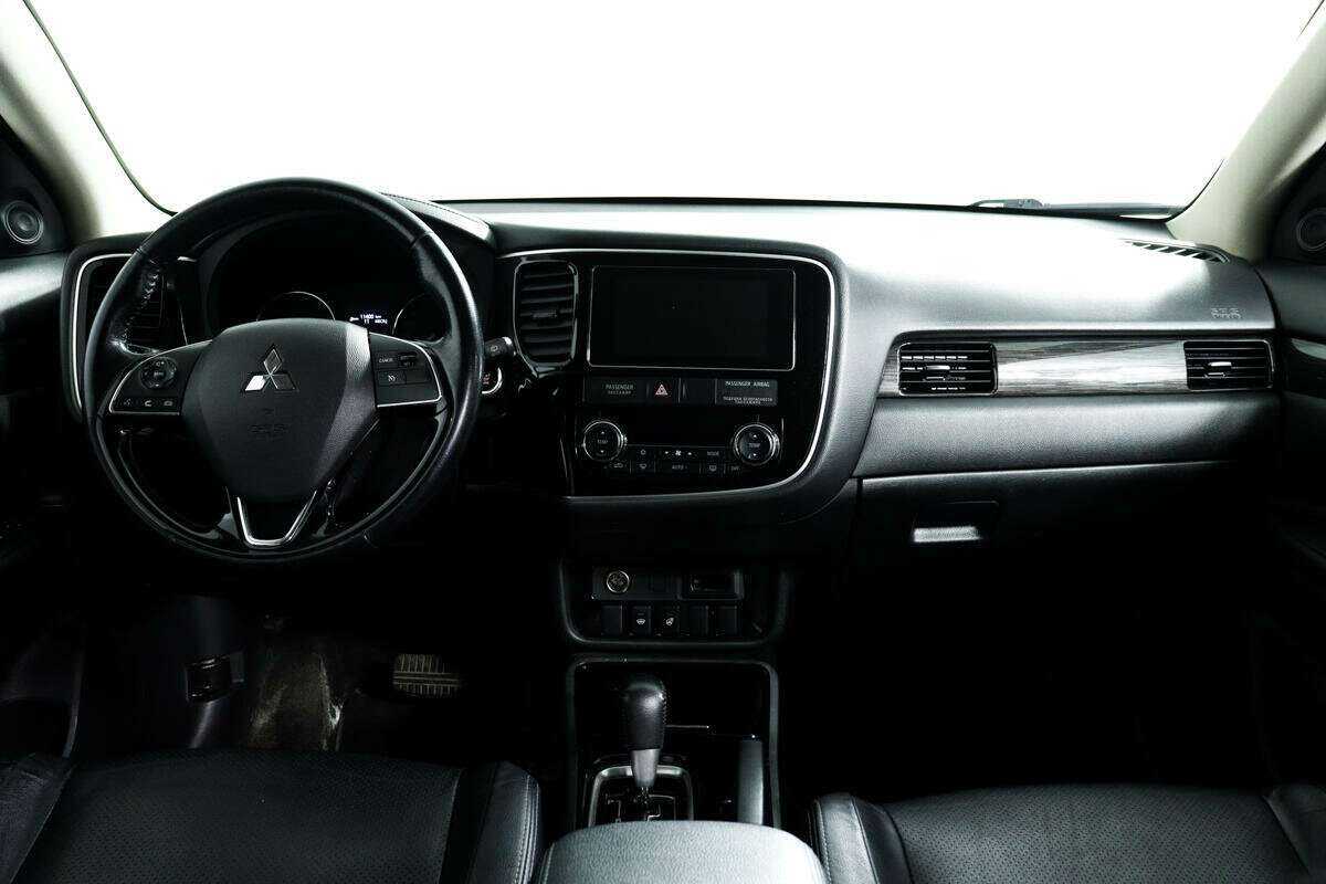 Mitsubishi Outlander, 2018 Фото №9