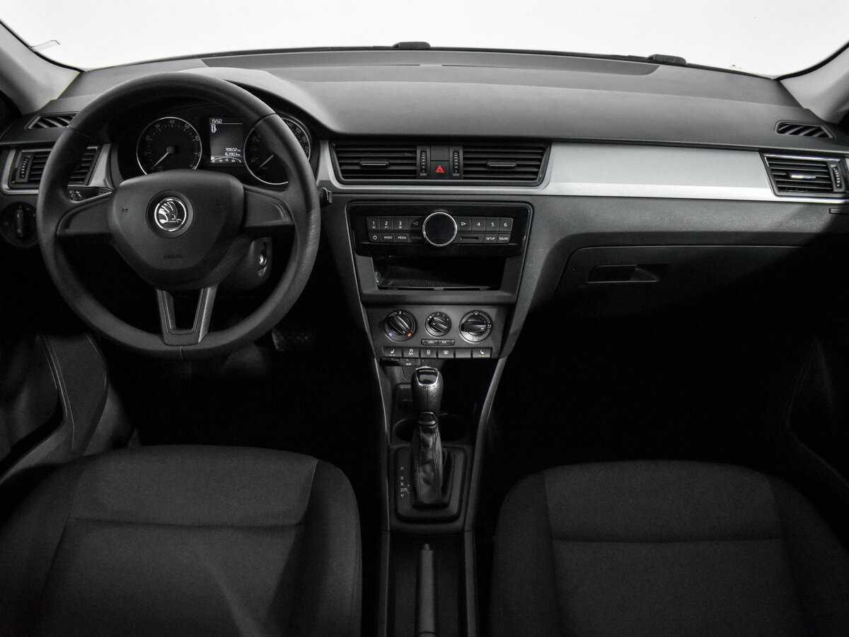 Skoda Rapid, 2017 Фото №11