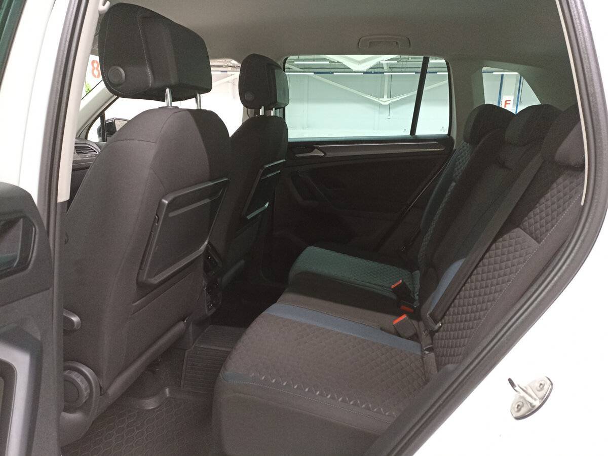 Volkswagen Tiguan, 2019 Фото №12