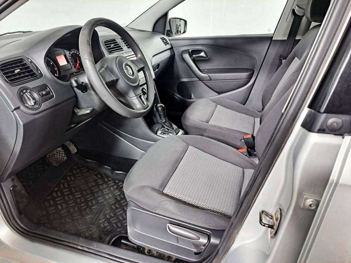 Volkswagen Polo, 2012 Фото №14