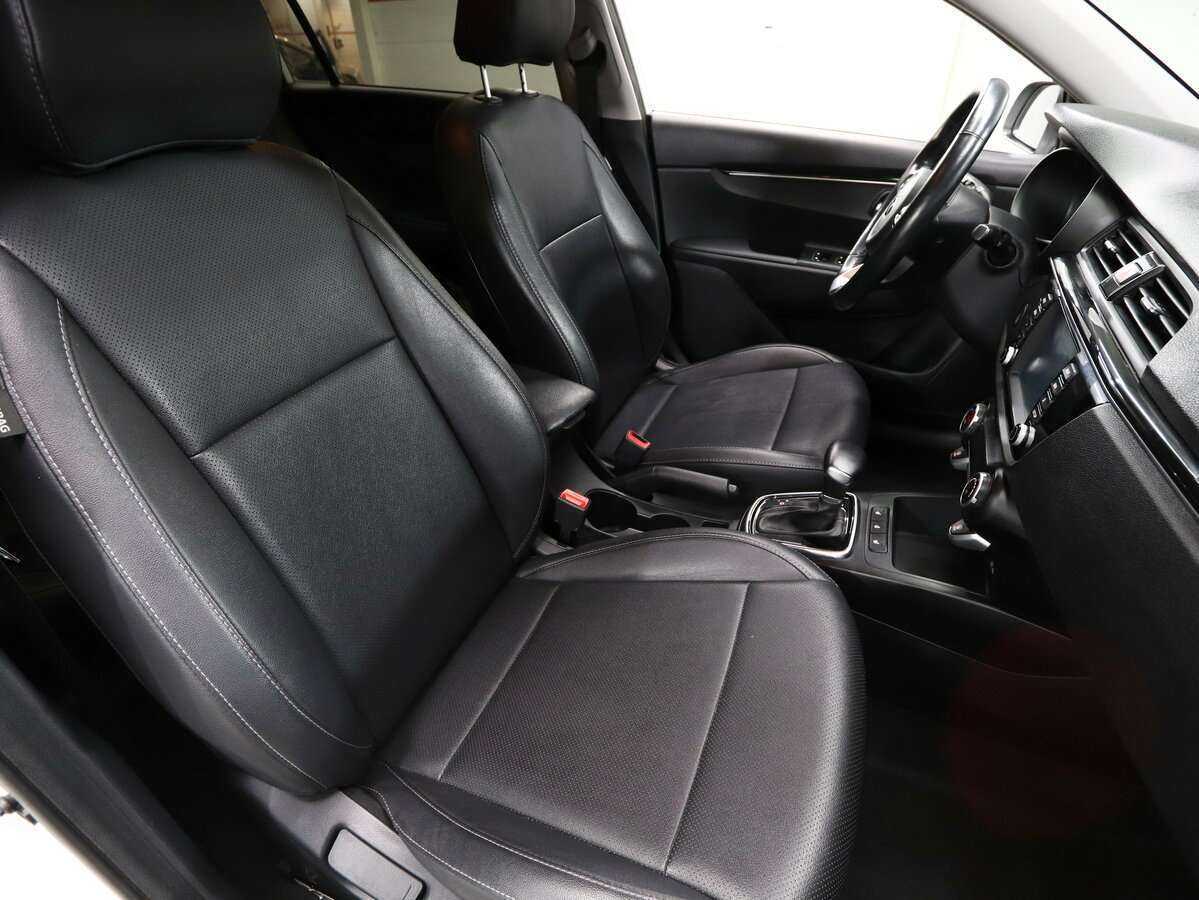 Kia Rio X-Line, 2018 Фото №10