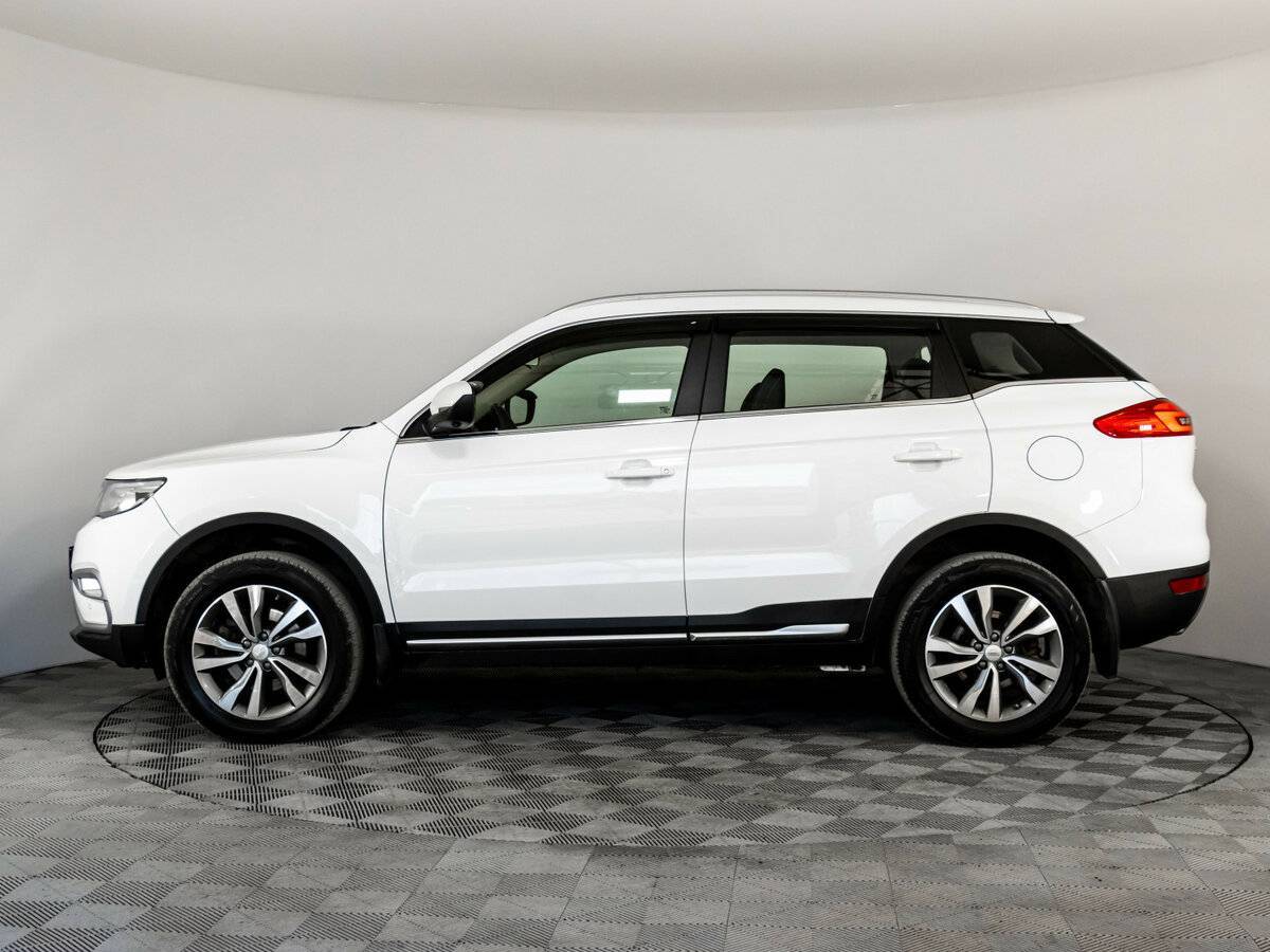 Geely Atlas, 2021 Фото №8