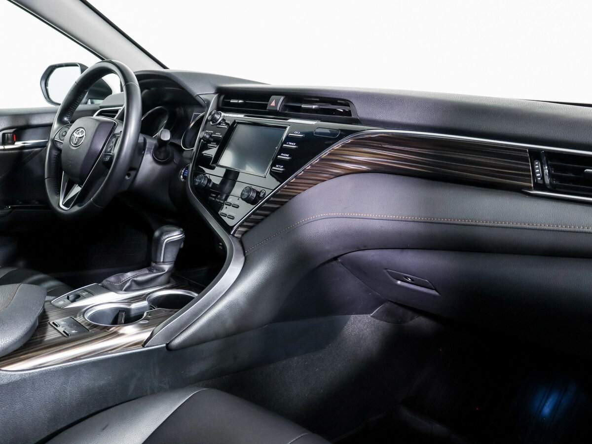 Toyota Camry, 2021 Фото №9