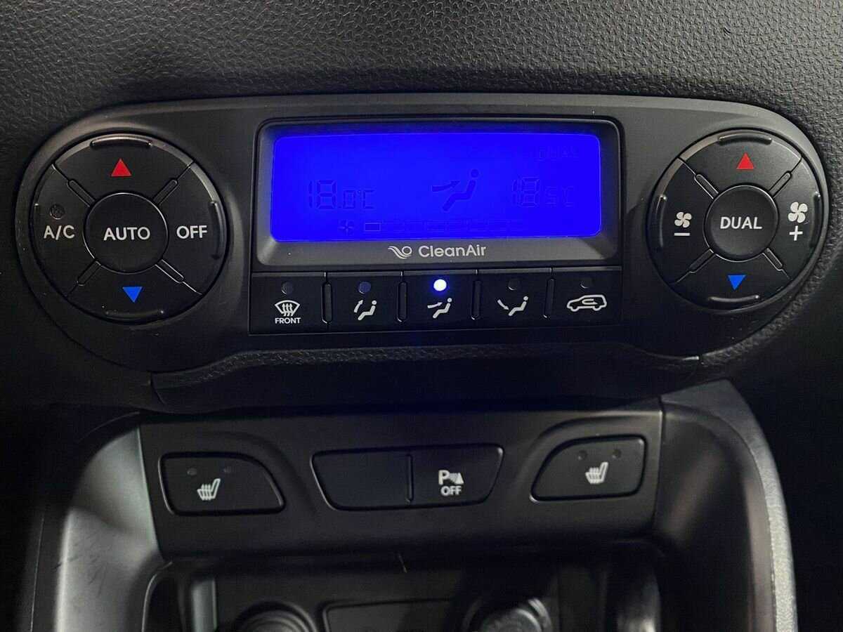 Hyundai ix35, 2012 Фото №16
