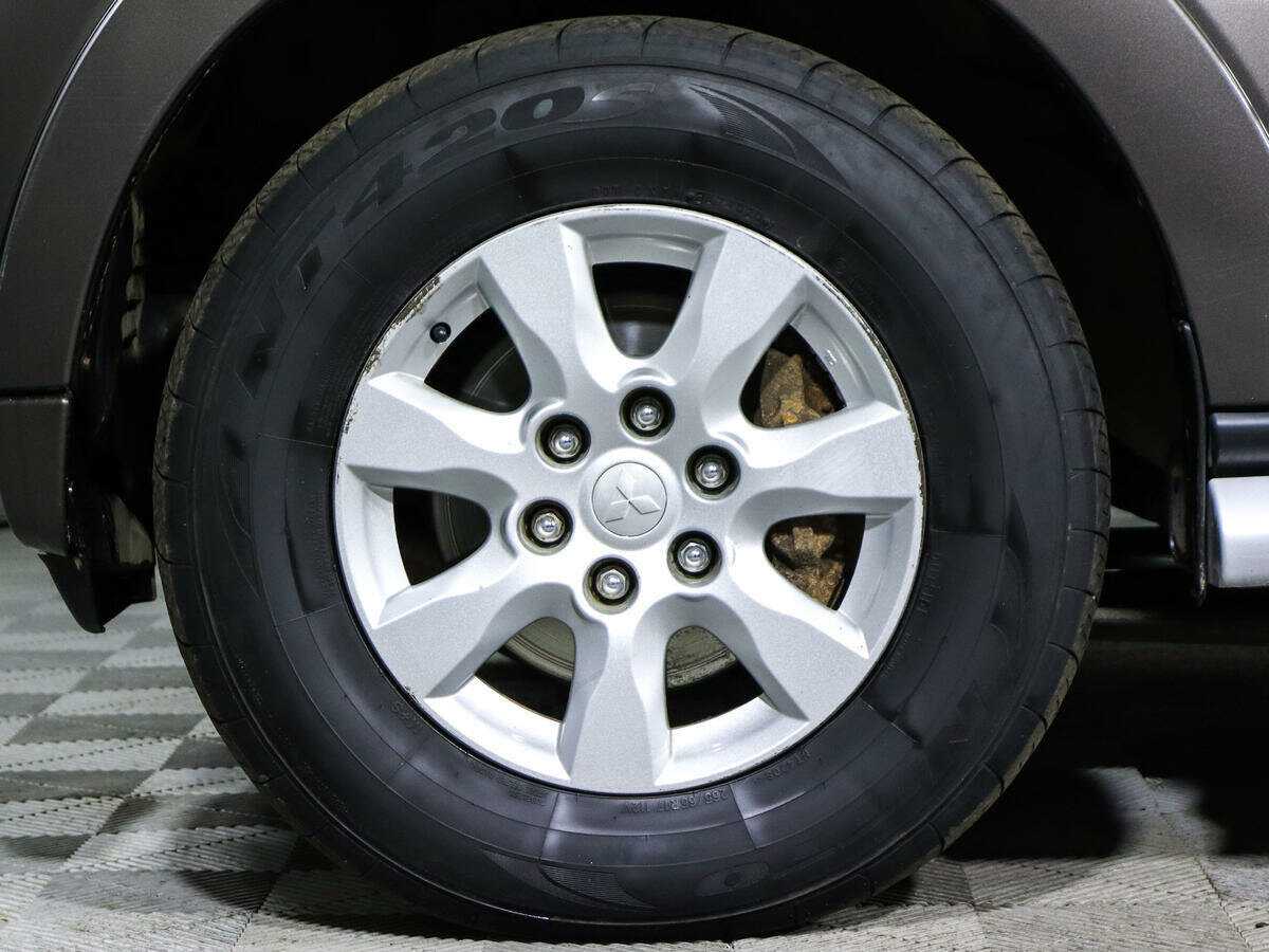 Mitsubishi Pajero, 2014 Фото №16