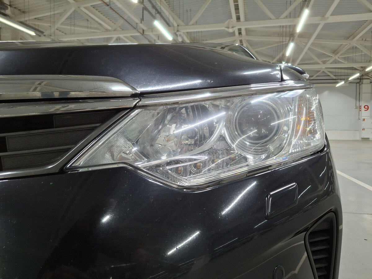 Toyota Camry VII (XV50) Рестайлинг, 2014 Фото №16