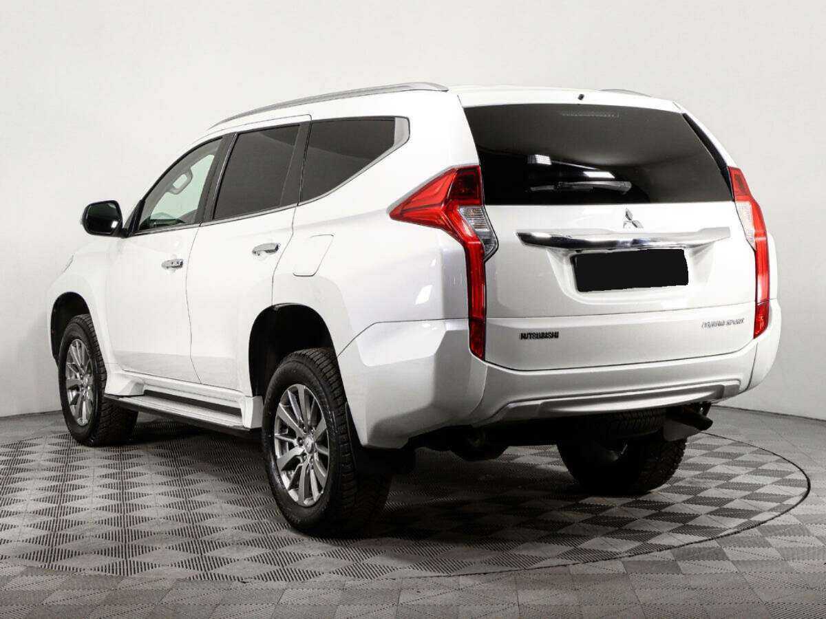 Mitsubishi Pajero Sport, 2018 Фото №6