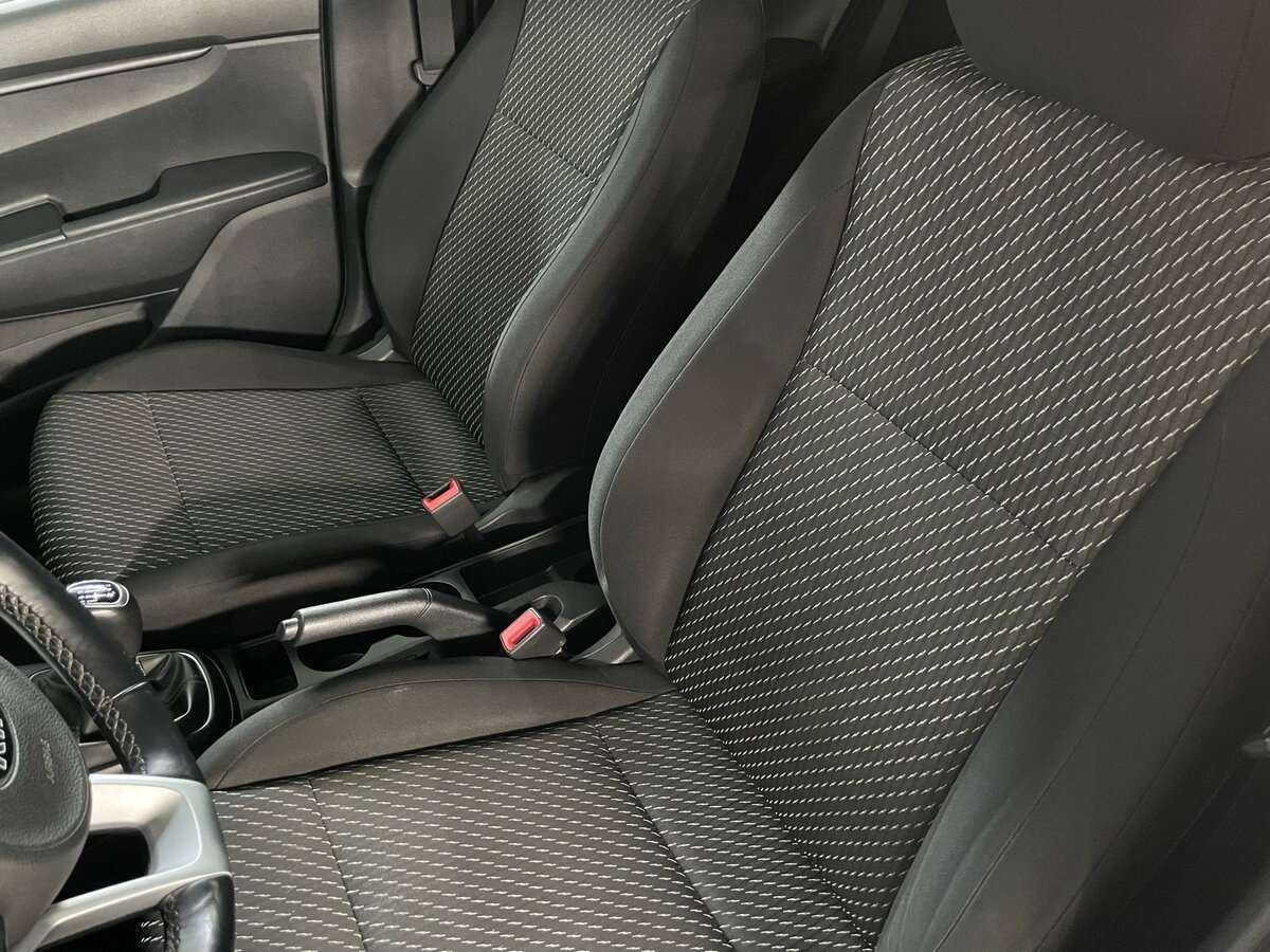 Kia Rio X-Line, 2018 Фото №15