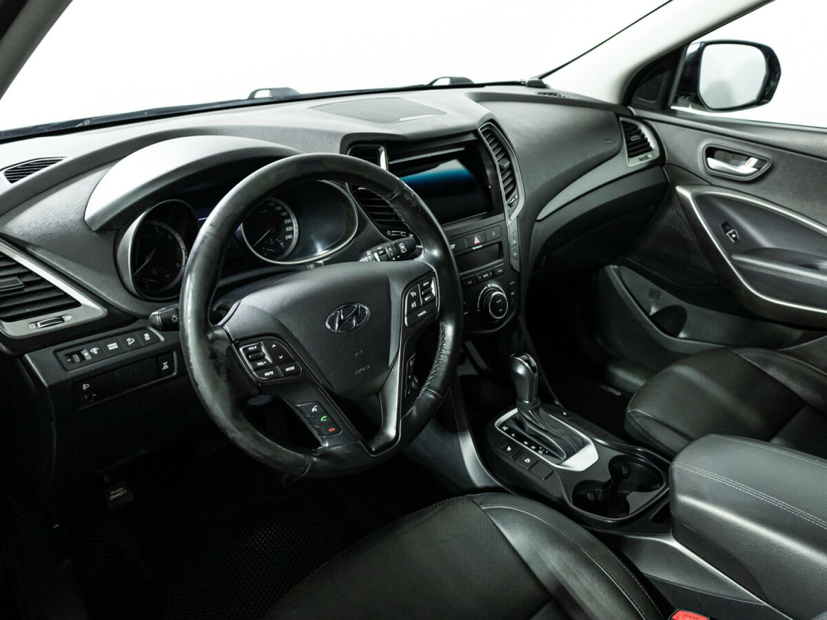 Hyundai Santa Fe III Рестайлинг, 2017 Фото №9