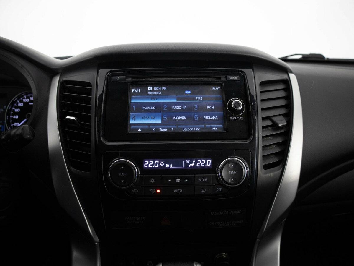 Mitsubishi Pajero Sport III, 2016 Фото №8