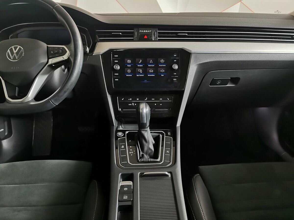 Volkswagen Passat, 2021 Фото №10