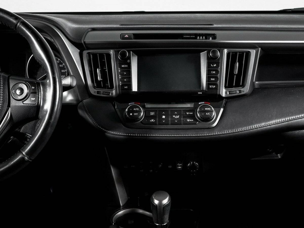 Toyota RAV4, 2017 Фото №13