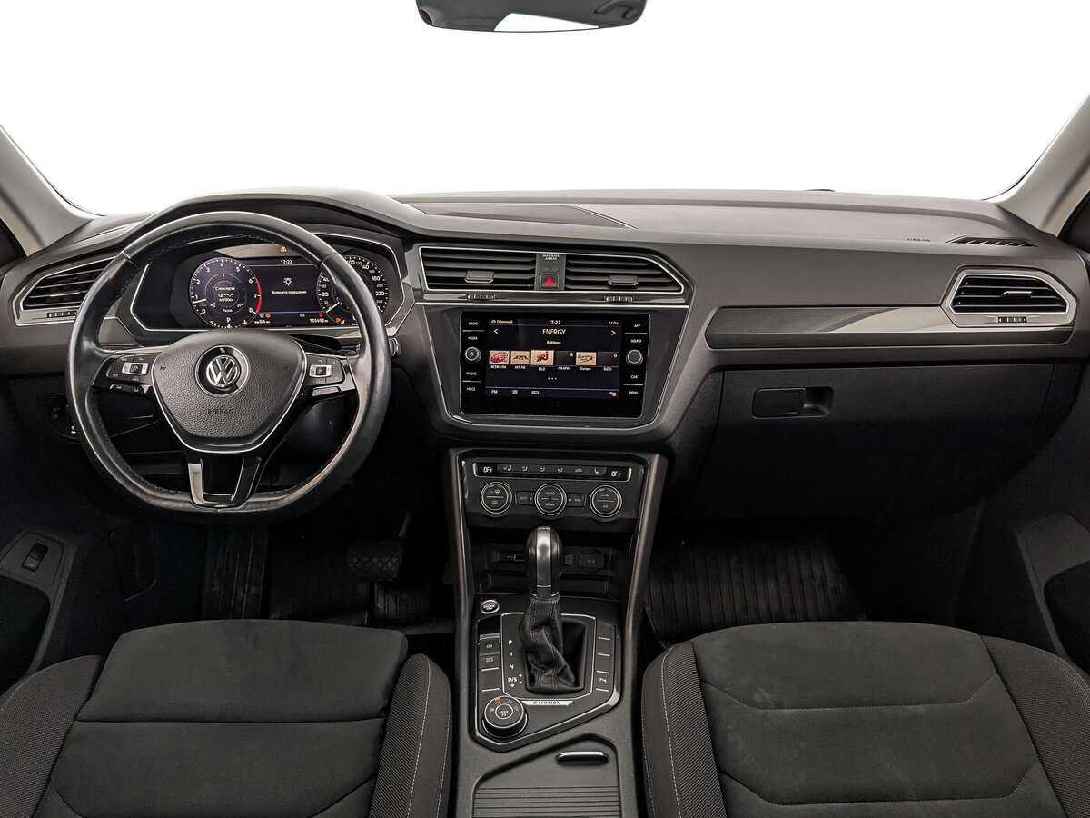 Volkswagen Tiguan, 2018 Фото №10