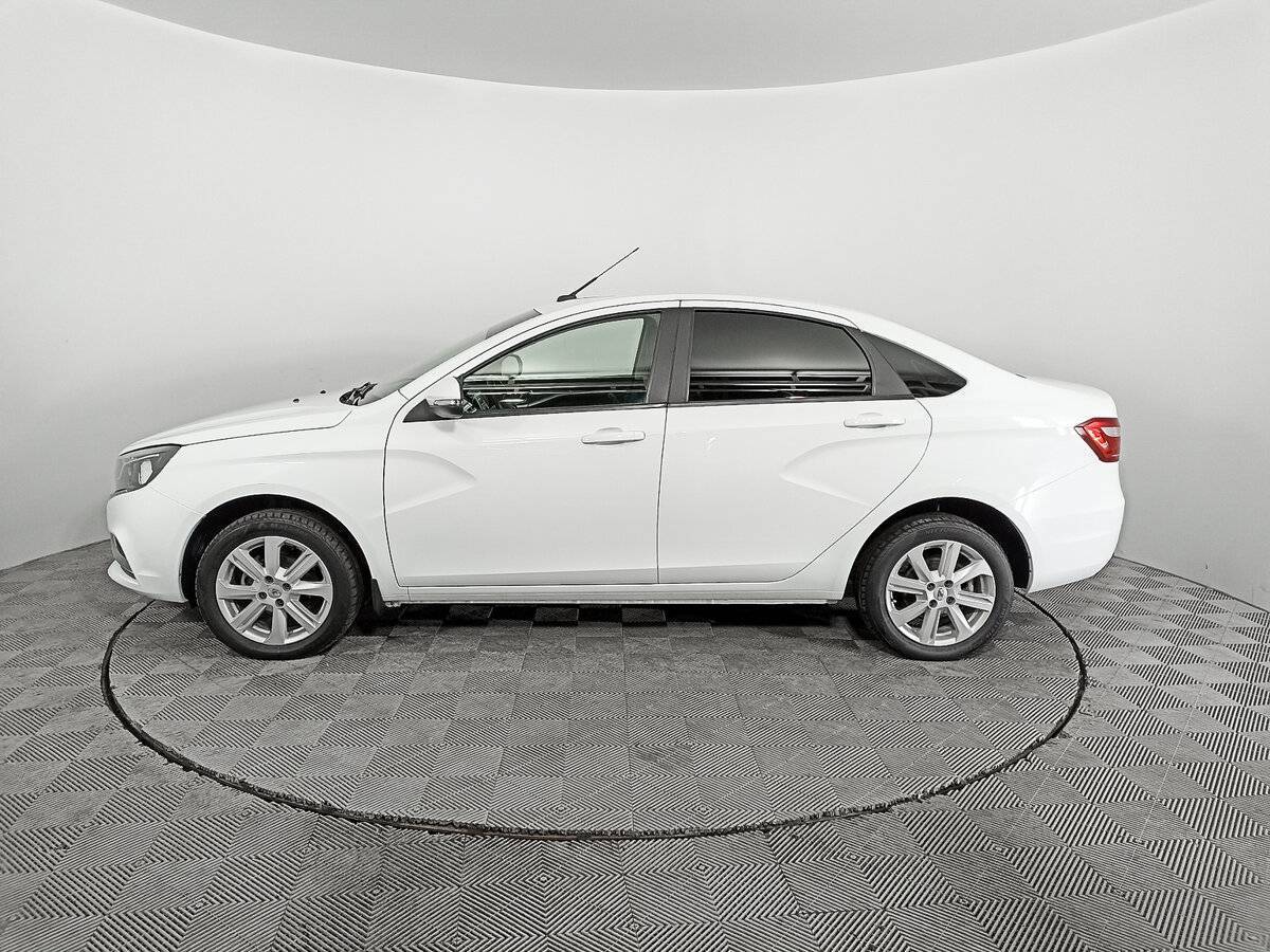 Lada (ВАЗ) Vesta, 2021 Фото №8