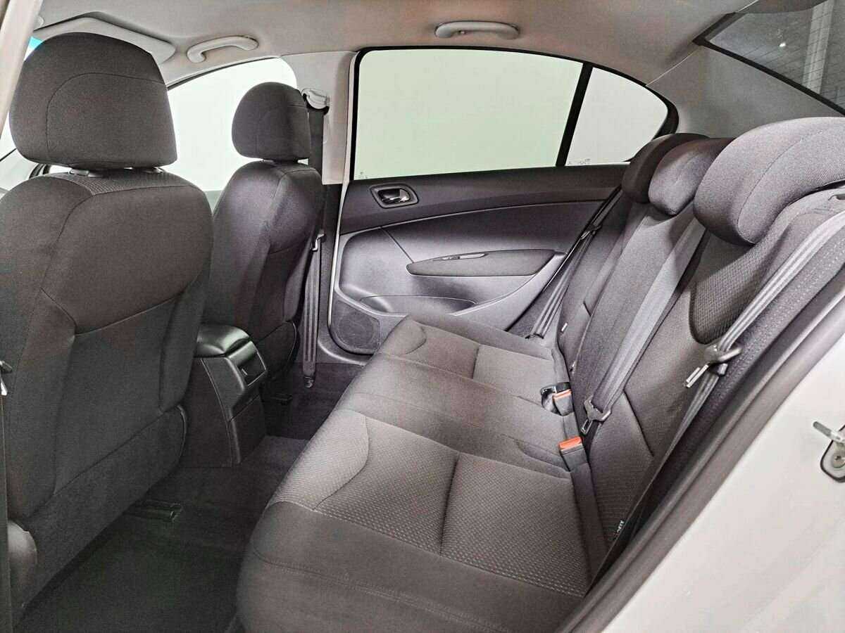 Peugeot 408, 2013 Фото №8
