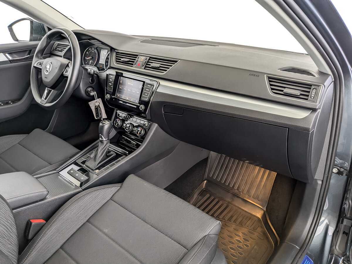 Skoda Superb, 2019 Фото №9