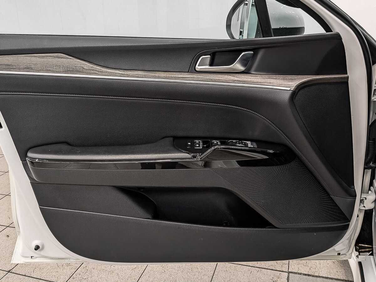 Kia K5, 2022 Фото №17