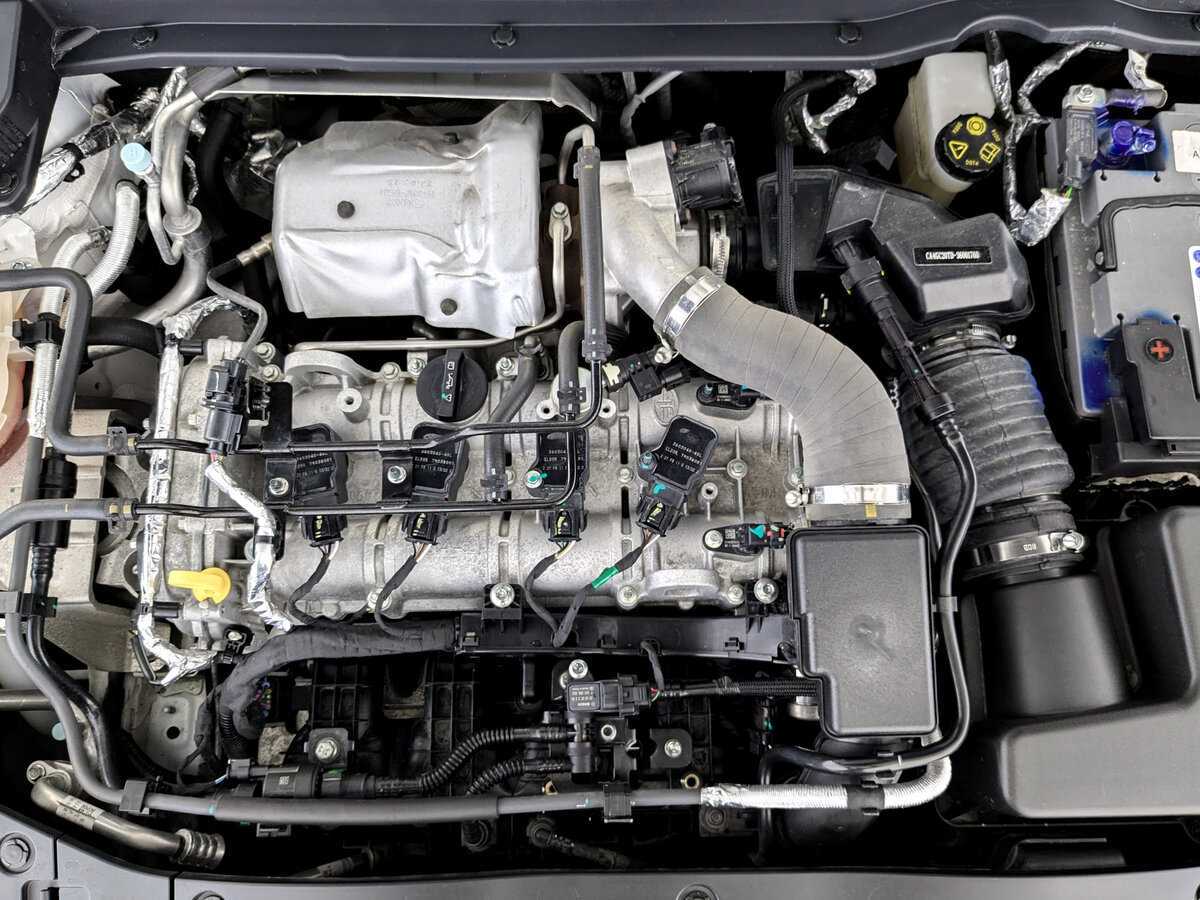 FAW Bestune B70, 2023 Фото №9