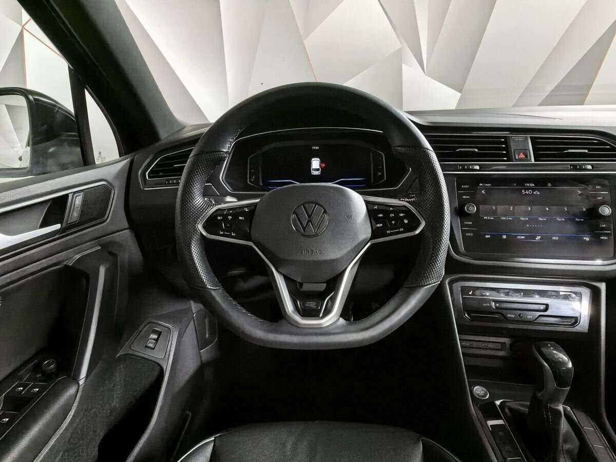 Volkswagen Tiguan, 2021 Фото №14