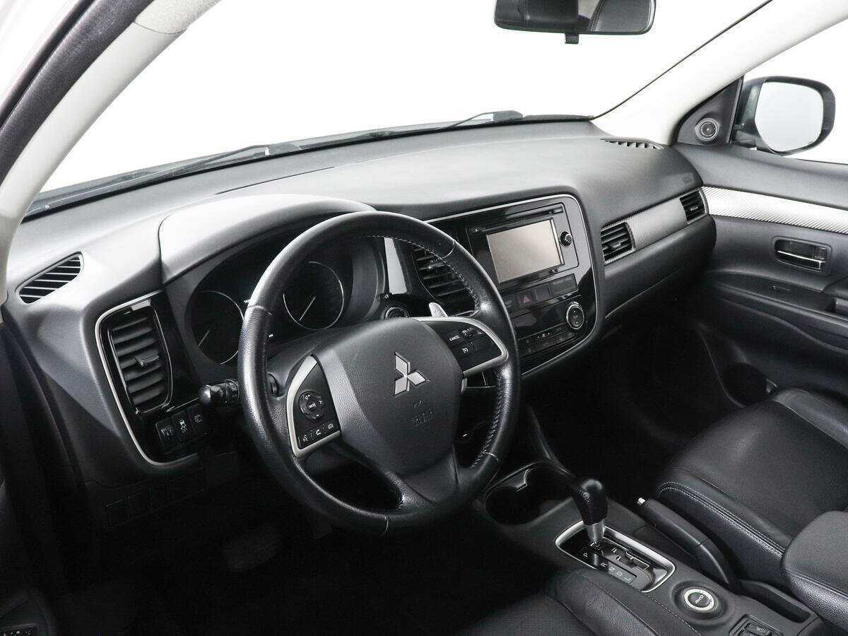 Mitsubishi Outlander, 2013 Фото №9