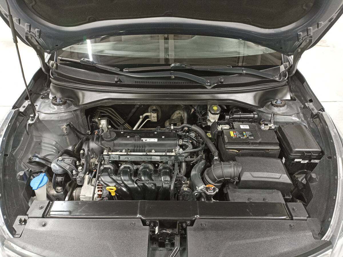 Kia Rio, 2018 Фото №9