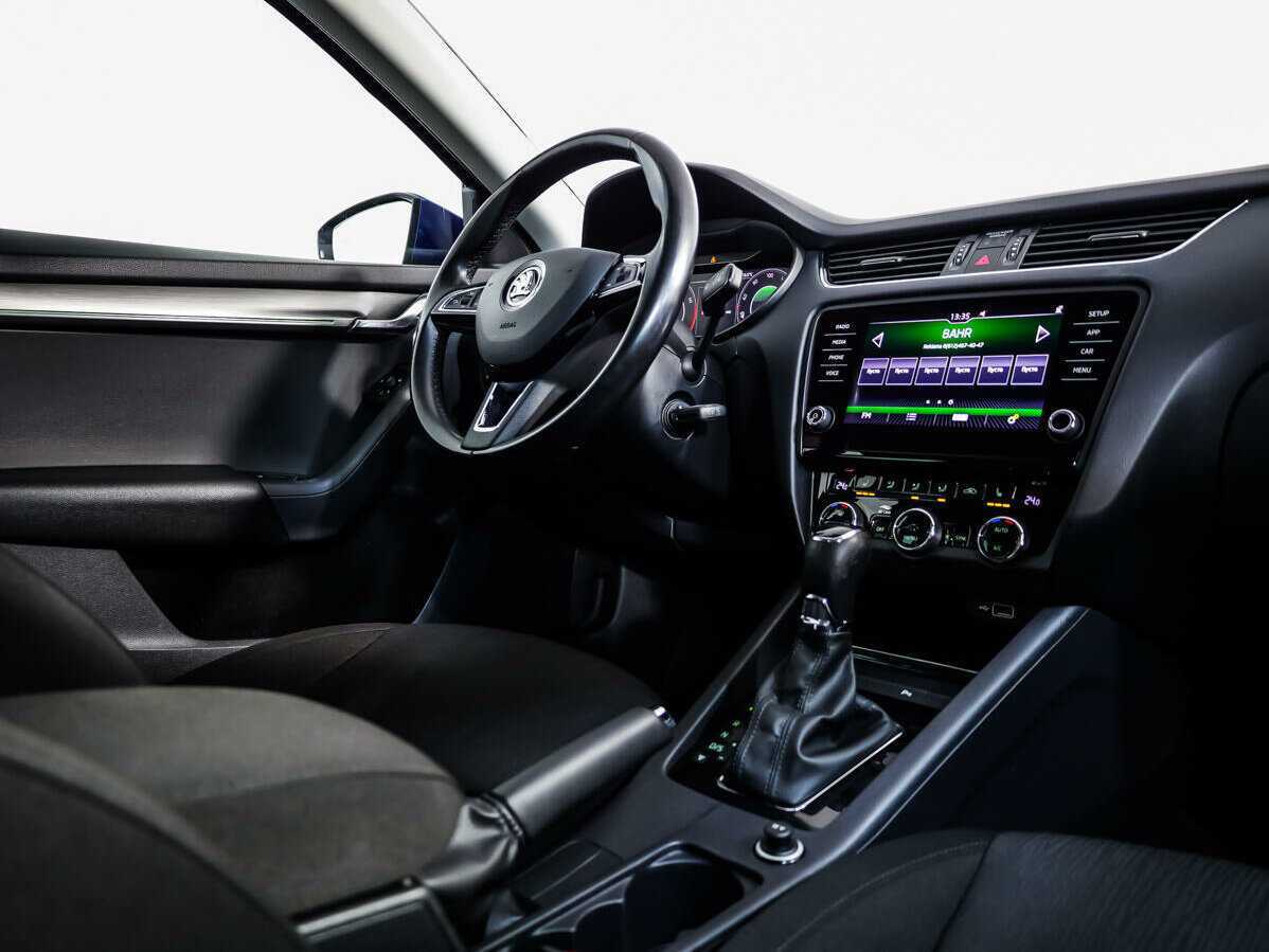 Skoda Octavia, 2018 Фото №8