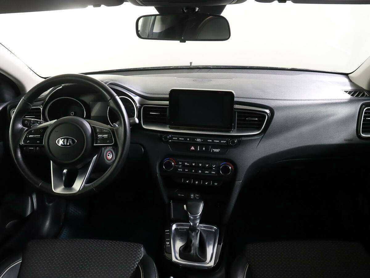 Kia Ceed, 2018 Фото №11