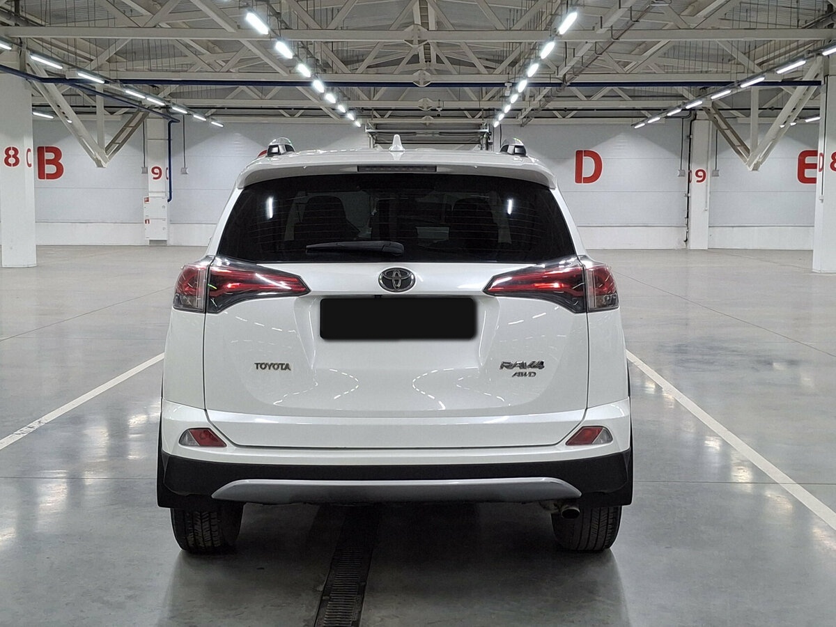 Toyota RAV4 IV (XA40) Рестайлинг, 2016 Фото №6