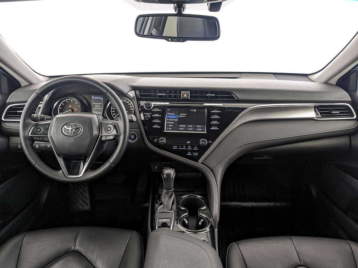 Toyota Camry, 2020 Фото №14