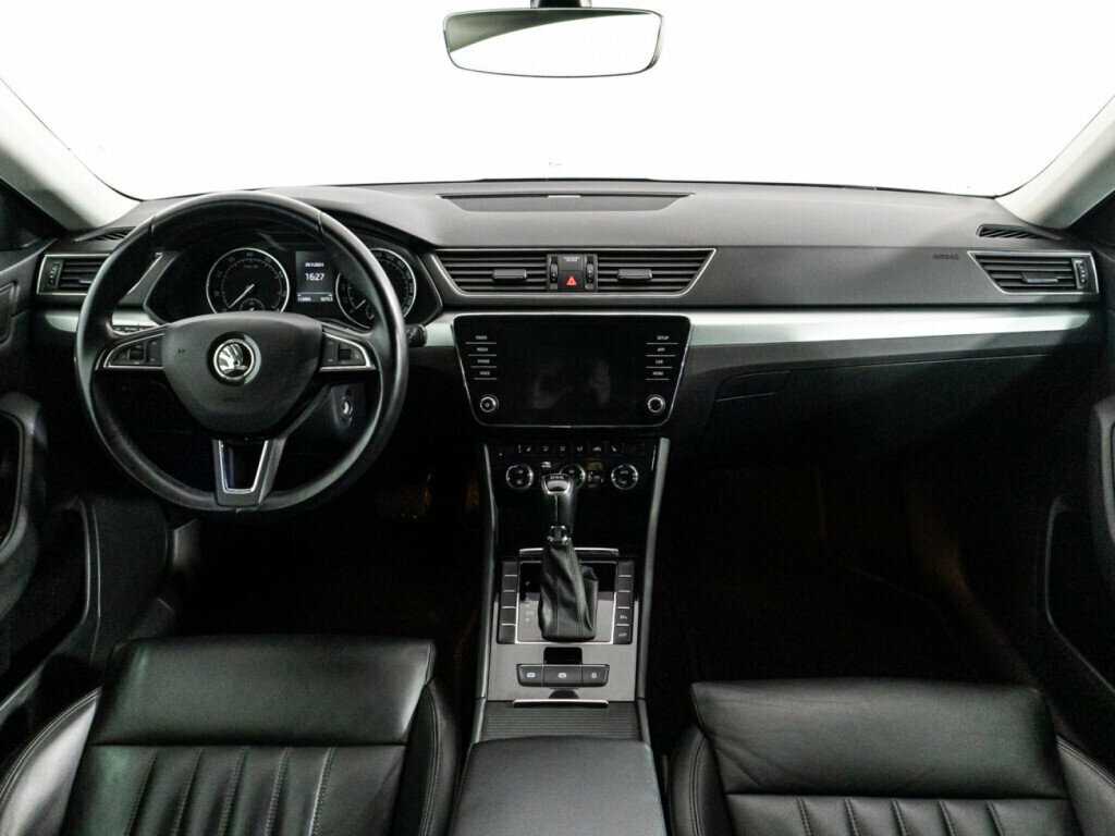 Skoda Superb, 2018 Фото №13