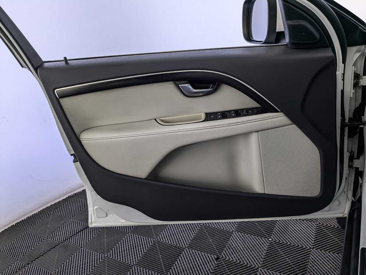 Volvo XC70, 2012 Фото №15