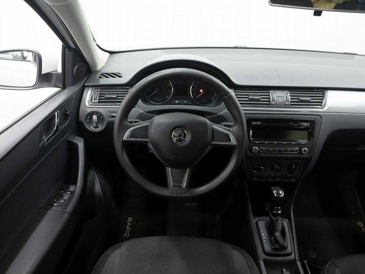 Skoda Rapid, 2015 Фото №14