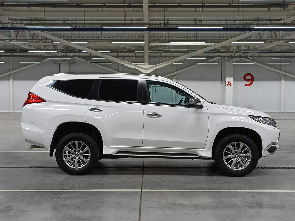 Mitsubishi Pajero Sport, 2018 Фото №4