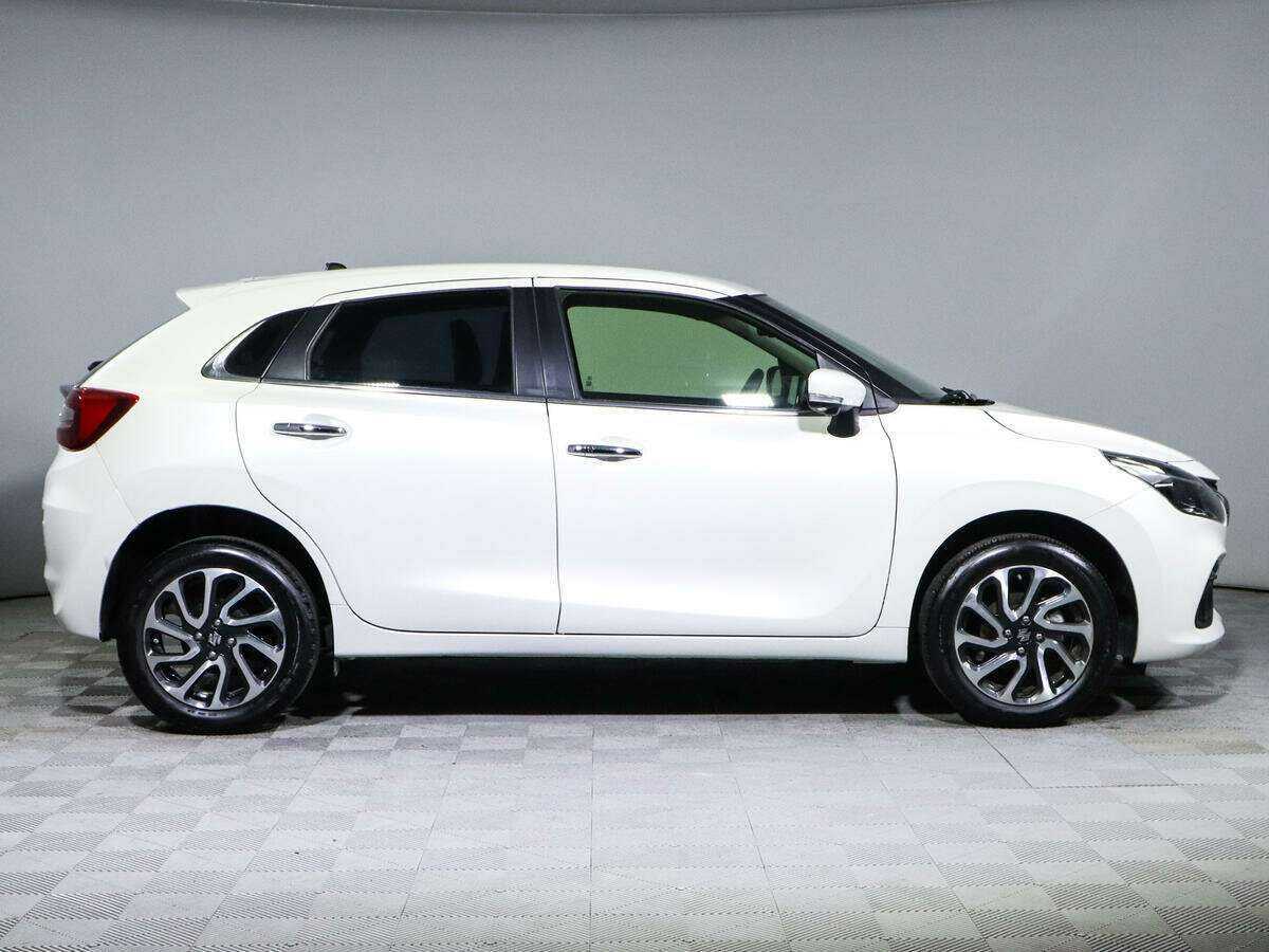 Suzuki Baleno, 2022 Фото №4