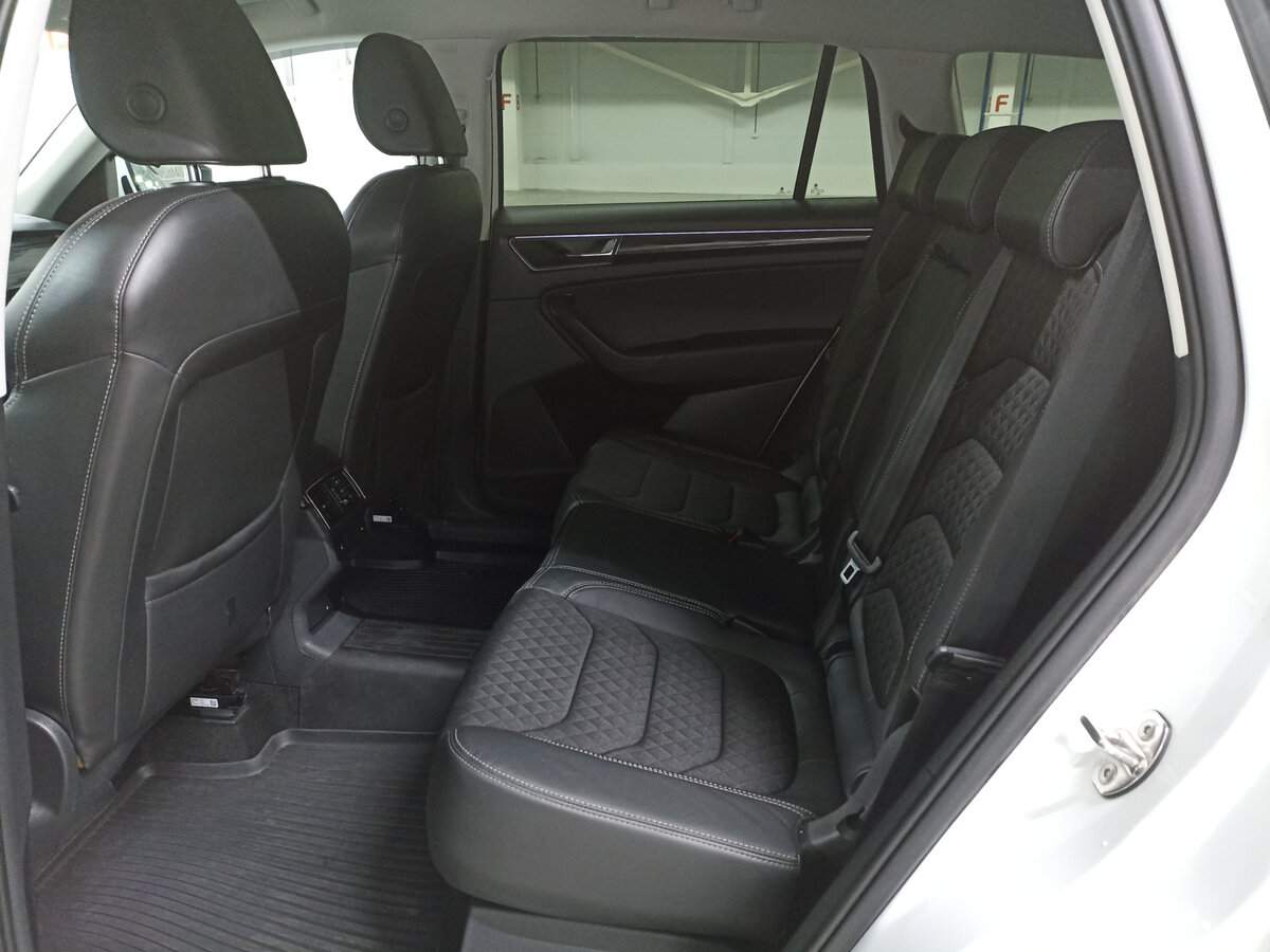 Skoda Kodiaq, 2021 Фото №12