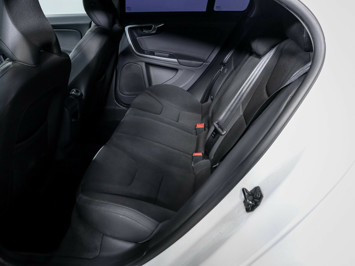 Volvo S60 II, 2012 Фото №10