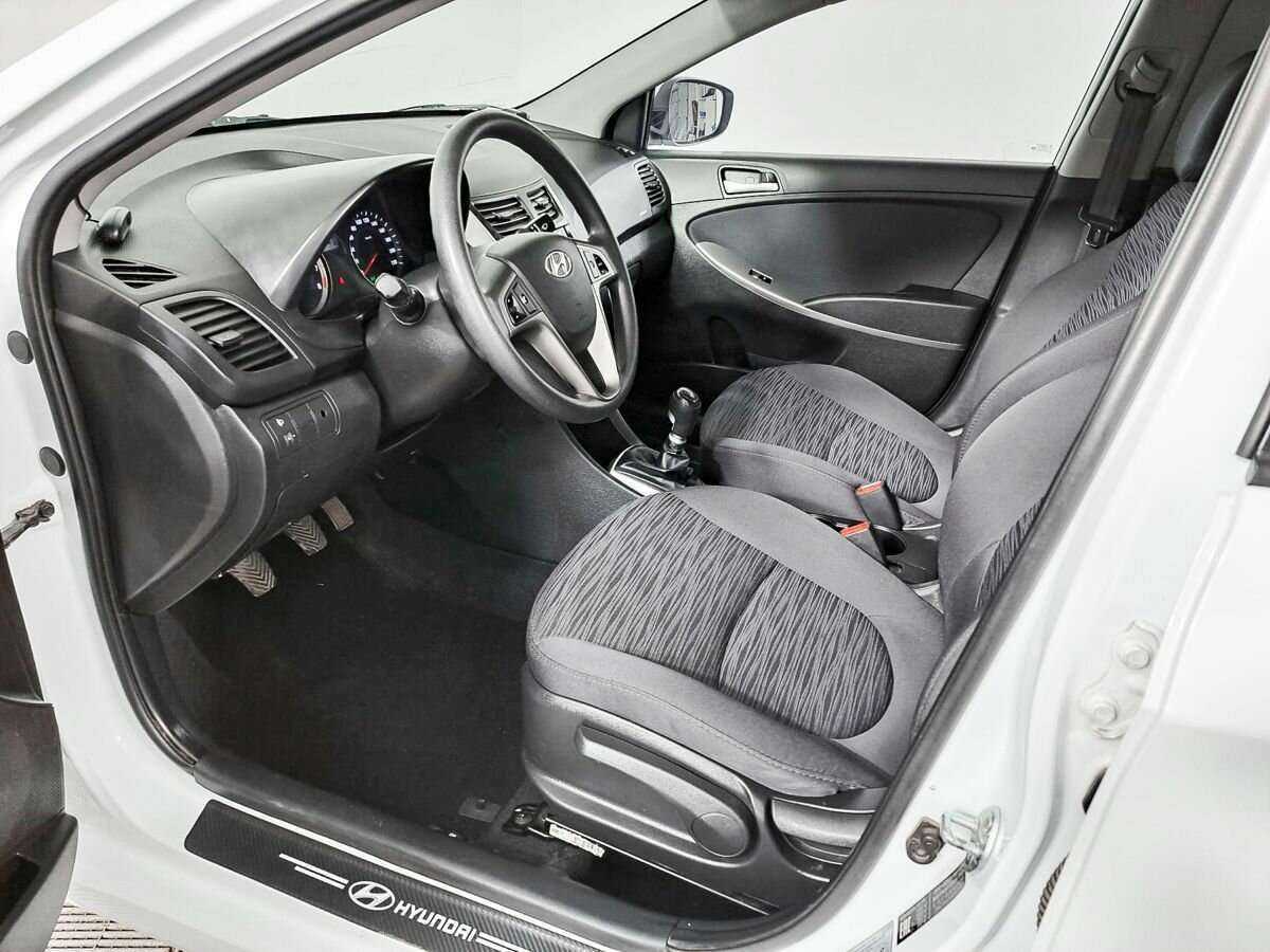 Hyundai Solaris, 2016 Фото №12