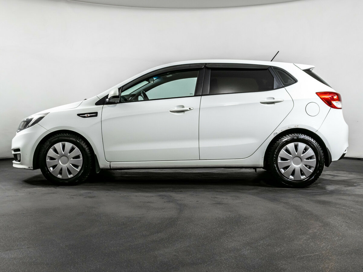 Kia Rio III Рестайлинг, 2015 Фото №8