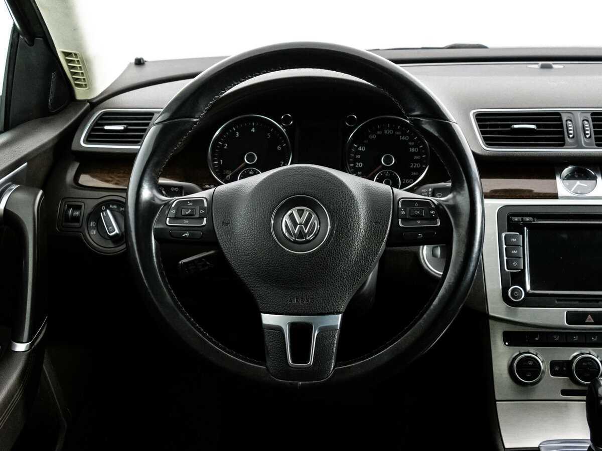 Volkswagen Passat, 2012 Фото №9