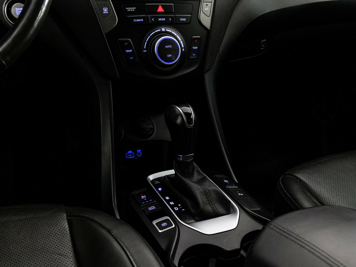 Hyundai Santa Fe III Рестайлинг, 2018 Фото №12