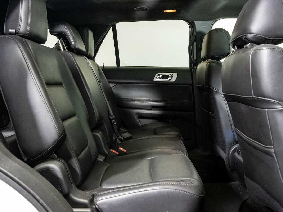 Ford Explorer, 2014 Фото №18
