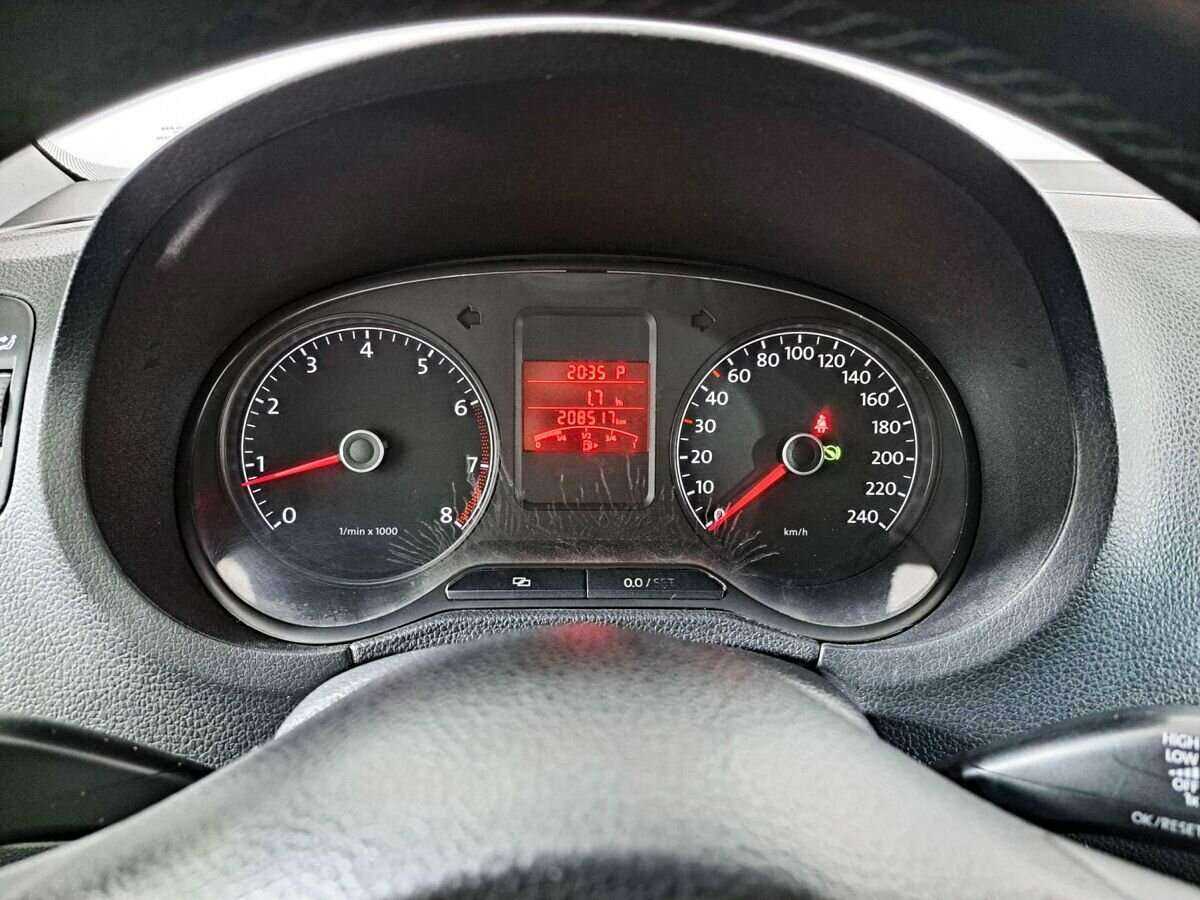 Volkswagen Polo, 2012 Фото №10