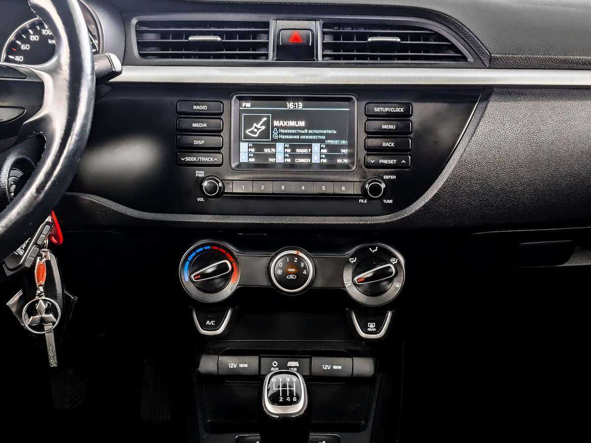Kia Rio, 2019 Фото №13