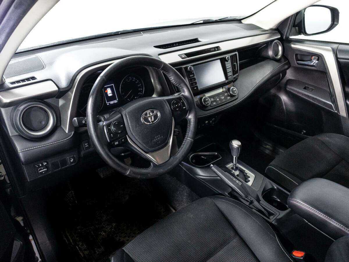Toyota RAV4, 2018 Фото №11