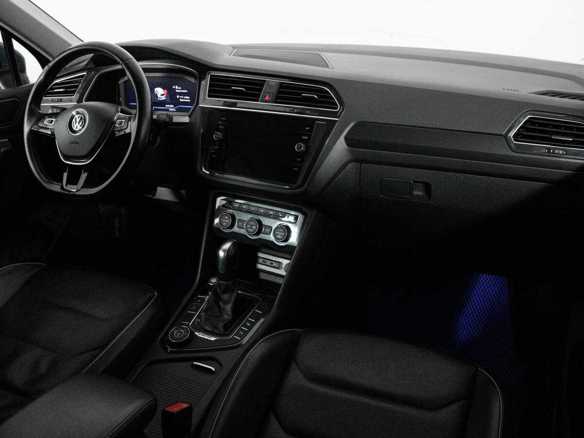 Volkswagen Tiguan, 2019 Фото №18