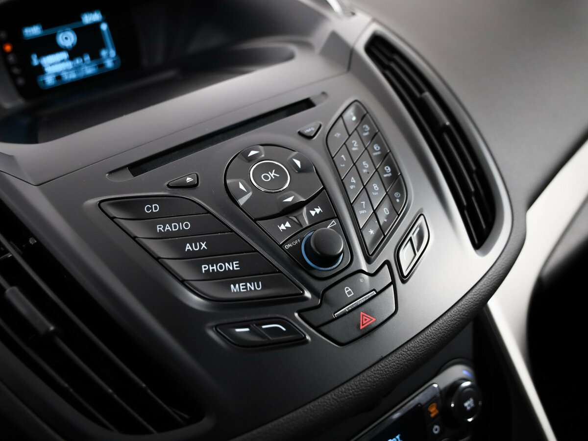 Ford Kuga II, 2016 Фото №12