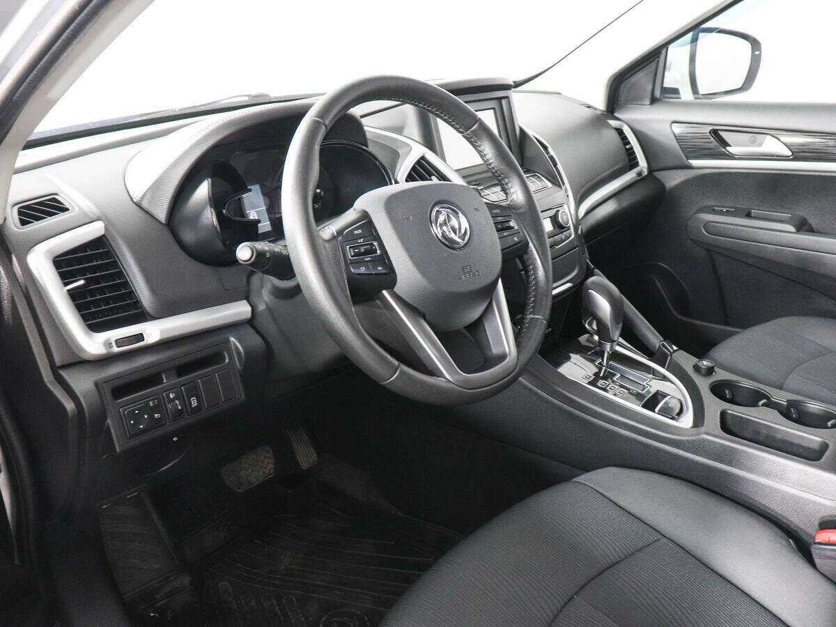 Dongfeng AX7, 2017 Фото №9