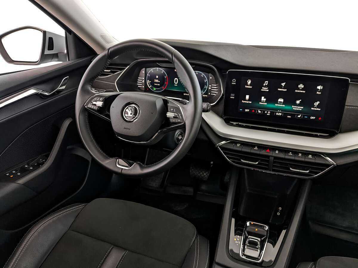 Skoda Octavia, 2021 Фото №16